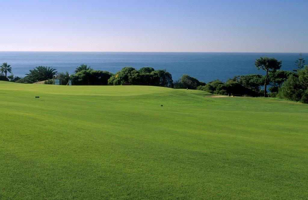 Tee du golf de Quinta da Marinha au Portugal