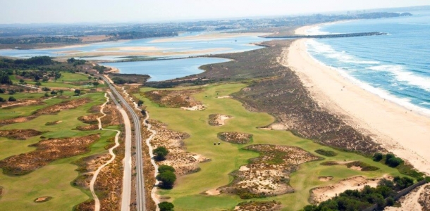 Plage du golf de Palmares au Portugal 