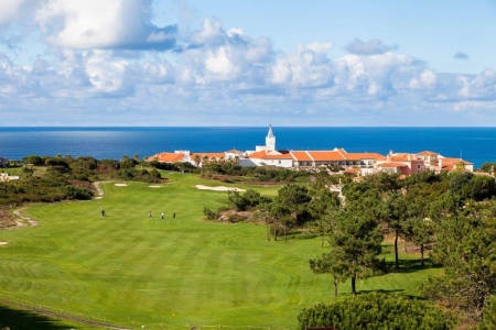 Village du golf de Praia del rey au Portugal